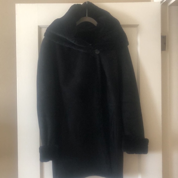 Blue Duck Black Shearling Coat - Picture 4 of 12